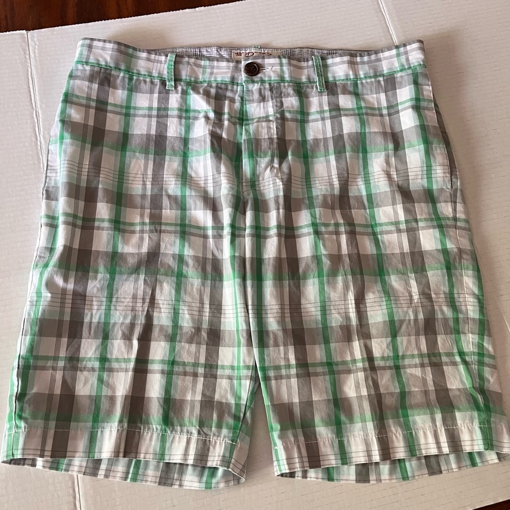 Penguin Shorts